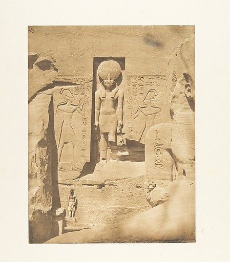 Décoration de l'entrée du grand Spéos d'Abousembil (Le Dieu Phré recevant les offrandes de Rhamsès-le-grand)