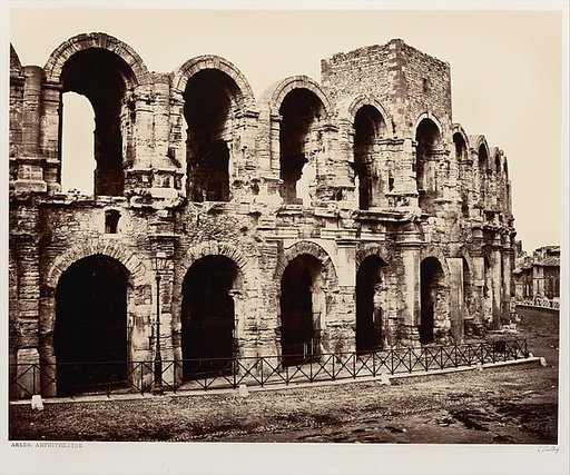Arles, Amphithéâtre