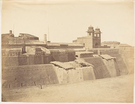 [Fort of "Philoor" on the Sutlej River, Built by Runjeet Singh]