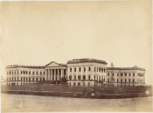 [Grand Entrance to the Government House, Calcutta]