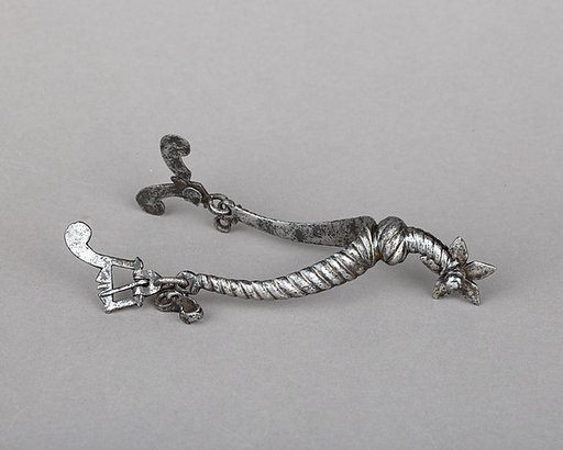 Rowel Spur (Left)