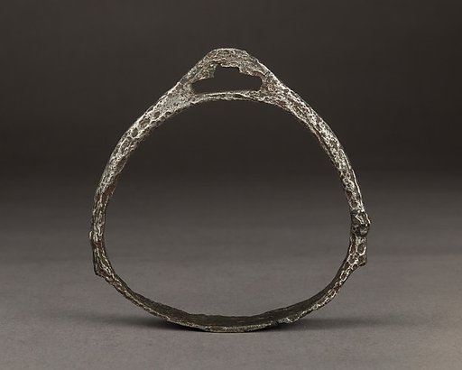 Stirrup