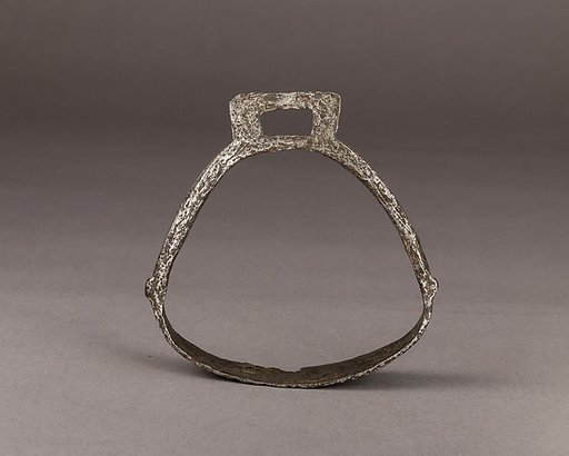 Stirrup