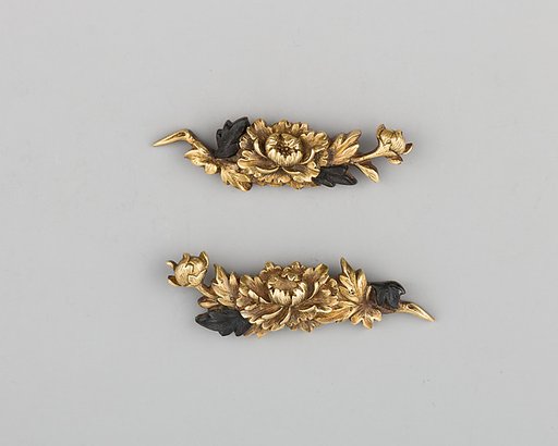 Pair of Sword-Grip Ornaments (Menuki)