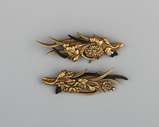Pair of Sword-Grip Ornaments (Menuki)