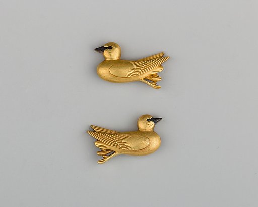 Pair of Sword-Grip Ornaments (Menuki)