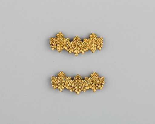 Pair of Sword-Grip Ornaments (Menuki)