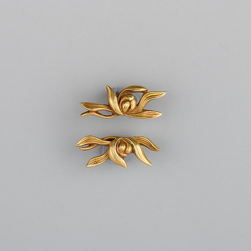 Pair of Sword-Grip Ornaments (Menuki)
