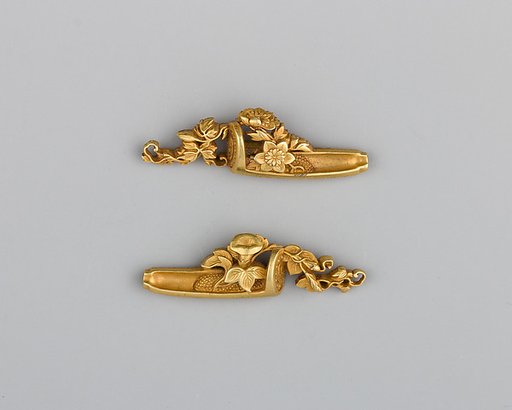 Pair of Sword-Grip Ornaments (Menuki)