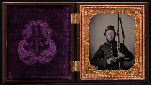 [Union Private with Musket and Pistol]