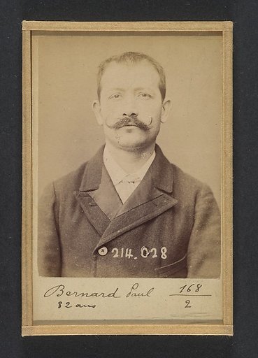 Bernard. Paul, Auguste. 32 ans, né à Crest (Drôme). Employé. Excitation au meurtre, anarchiste. 11/2/94.