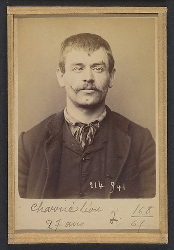 Charrié. Léon, Joseph. 27 ans, né à Paris XVllle. Garçon Plombier. Anarchiste. 1/3/94.