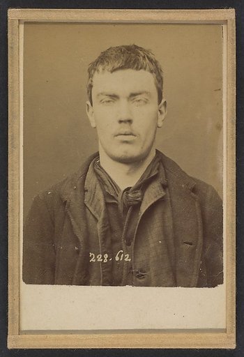 Rossi. Guillaume. 20 ans, né le 8/3/71 à Biel (Italie). Serrurier. Vagabondage. 15/1/95.