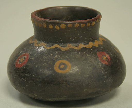 Incised Painted Jar with Single Spout
