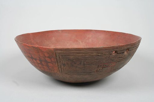 Incised bowl with felines