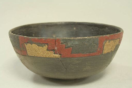 Incised Greyware Bowl