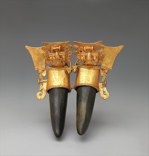 Double-Bat-Head Figure Pendant