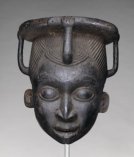 Helmet crest