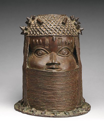Ùhúnmwèlaò (head of an ọ́bà)