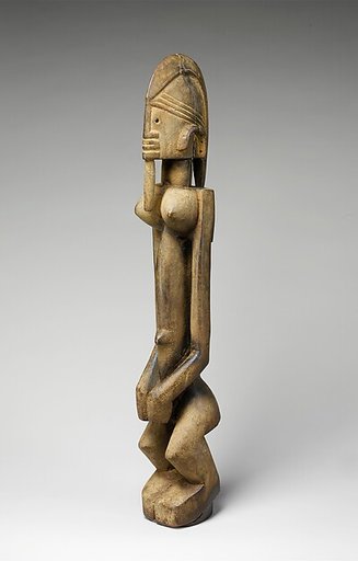 Female dege dal nda (sculpture of the terrace)