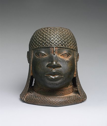 Ùhúnmwèlaò (head of an ọ́bà)