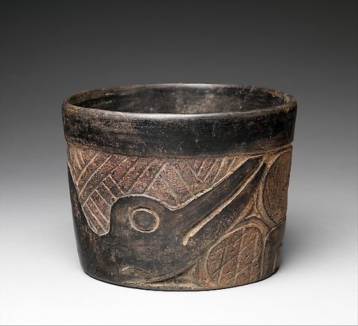 Bowl with bird motif