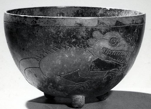 Tripod Bowl
