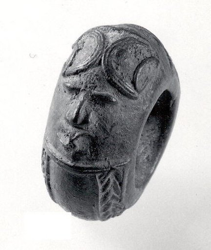 Ring: Face