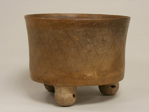 Tripod Vessel