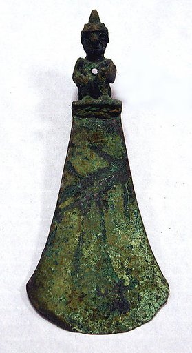 Tumi with Figure