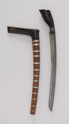 Knife (Bade-bade) with Sheath