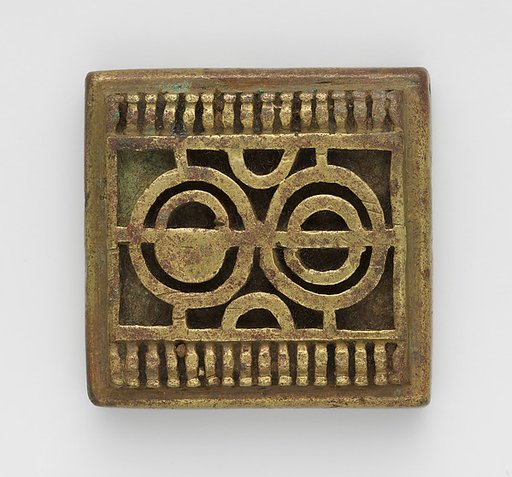 Geometric gold weight