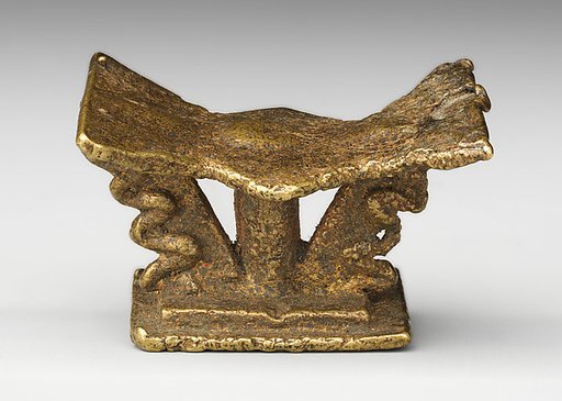 Stool gold weight