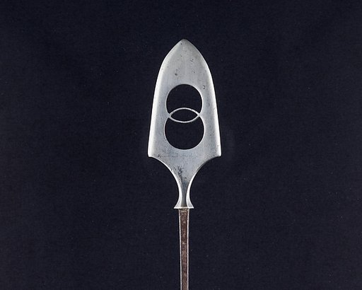 Arrowhead (<i>Yanone</i>)