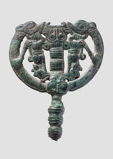 Openwork pin