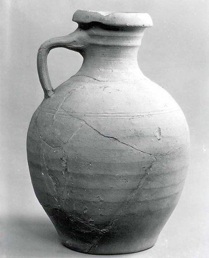 Jug with handle