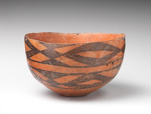 Bowl with cross-hatched decoration