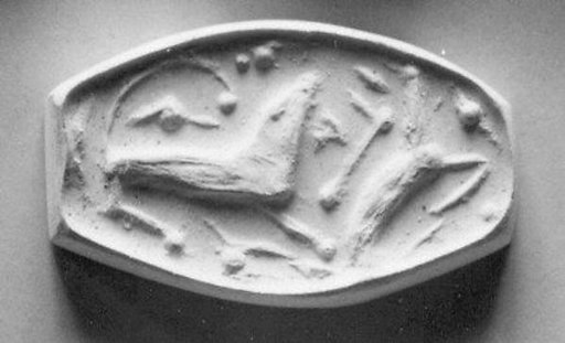 Truncated amygdaloid (rhomboid ?) seal
