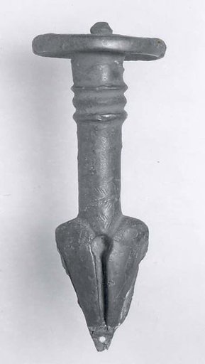 Dagger hilt