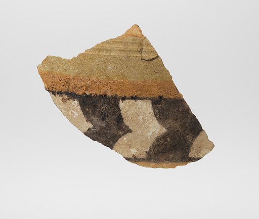Vessel sherd with geometric decoration