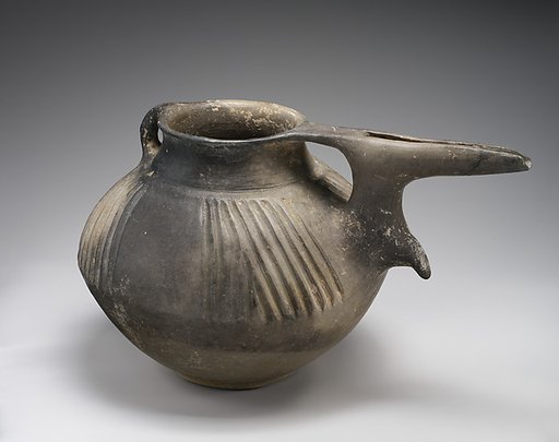 Spouted pitcher
