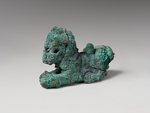 Lion pin