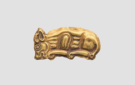 Inlay for a plate in the form of a feline