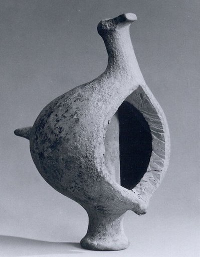 Bird-shaped vessel