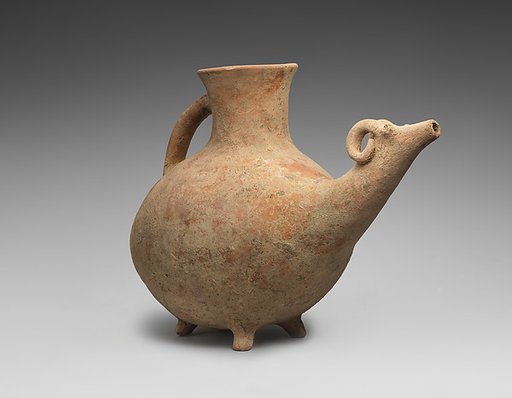Ram-shaped vessel