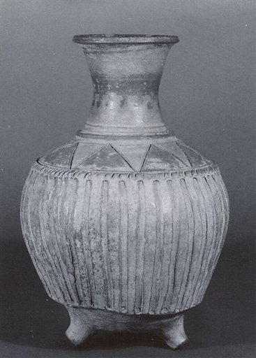 Twin-spouted vessel