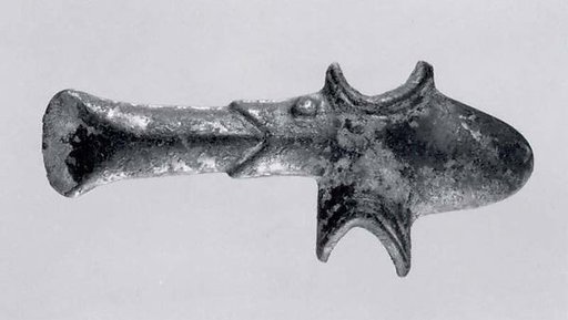 Axe head