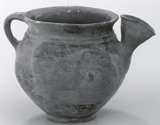 Spouted jar