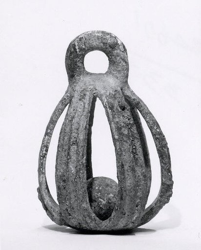 Openwork rattle bell