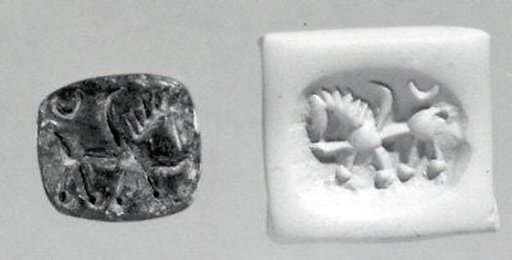 Stamp seal (pyramid) with monster
